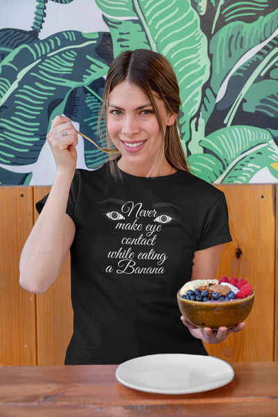 Don't make eye contact Unisex Jersey Short Sleeve Tee - Domino Zee